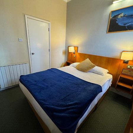 The Beverley House Hotel Лондон Экстерьер фото