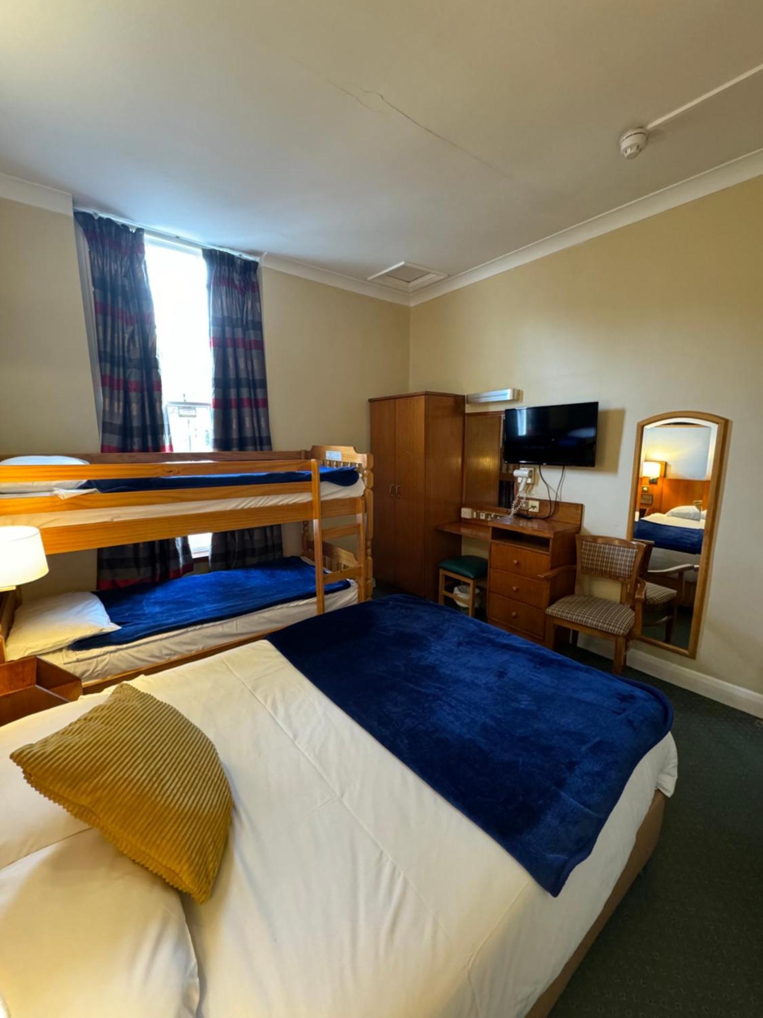 The Beverley House Hotel Лондон Экстерьер фото
