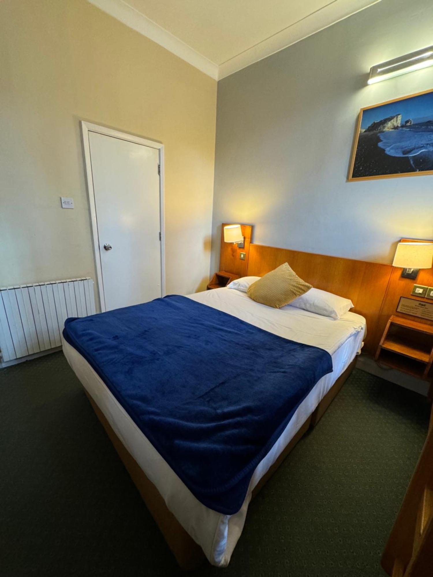 The Beverley House Hotel Лондон Экстерьер фото