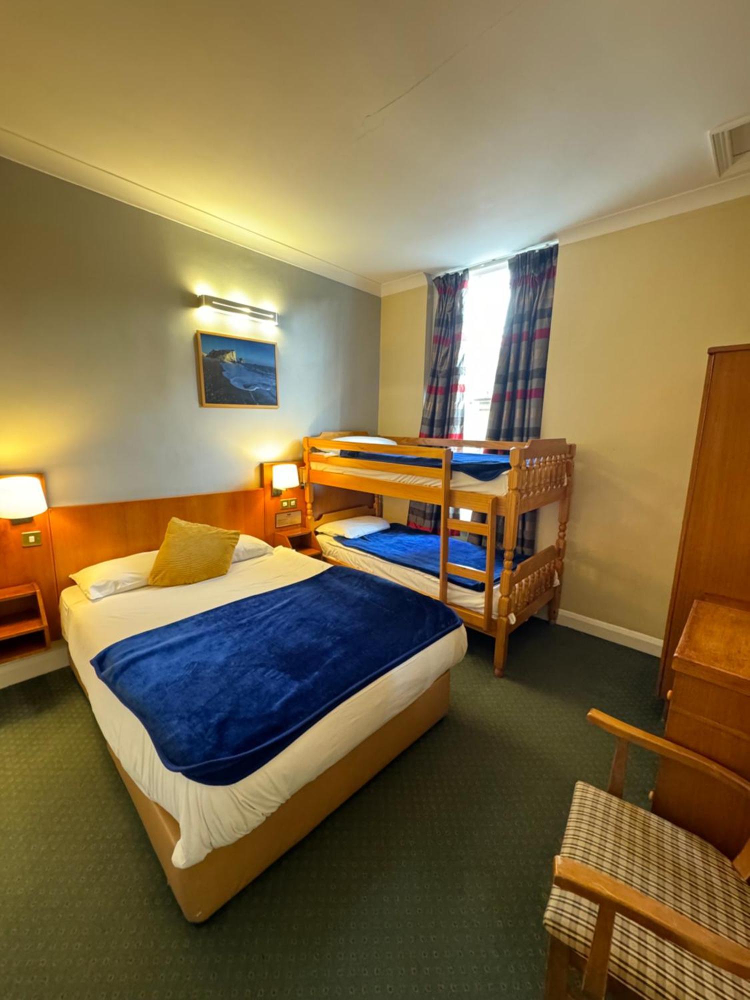 The Beverley House Hotel Лондон Экстерьер фото