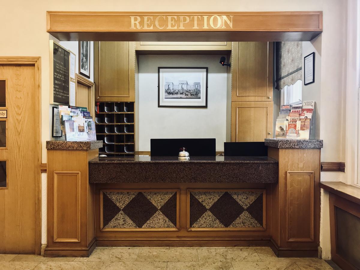 The Beverley House Hotel Лондон Экстерьер фото