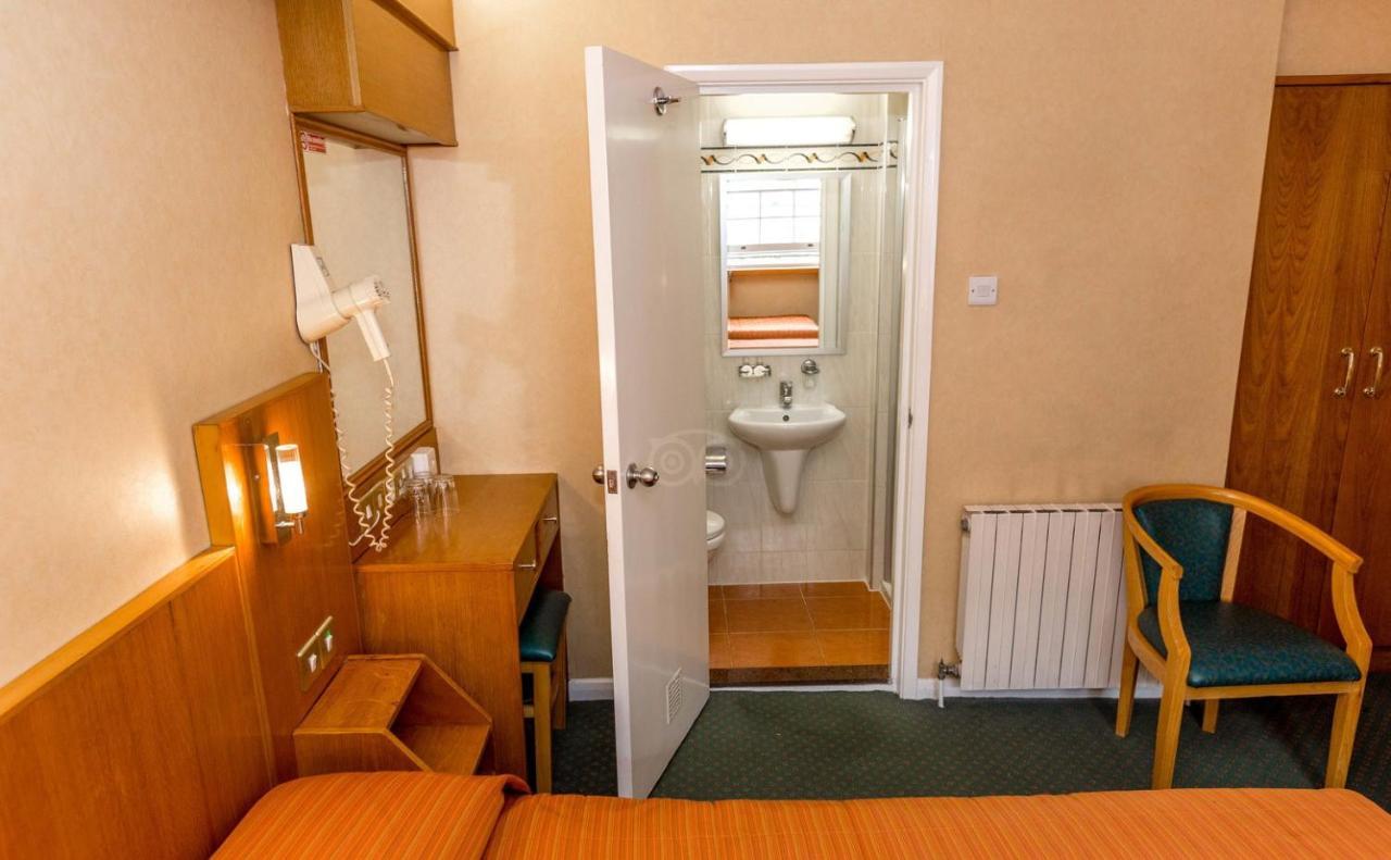 The Beverley House Hotel Лондон Экстерьер фото